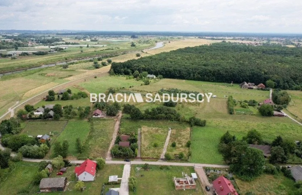 Działka budowlana w sielskim zakątku !