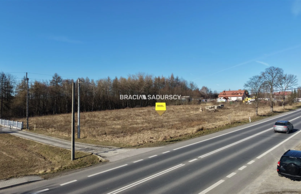 Maszków, 2,5 km od S7 | 1,1 ha Usługi | Przy trasie 772 I Zgoda na lokalizację zjazdu   

   LOKALIZACJA STRATEGICZNA:  Grunt i
