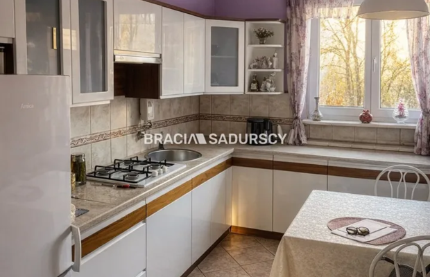 WROCŁAWSKA, 3 POKOJE