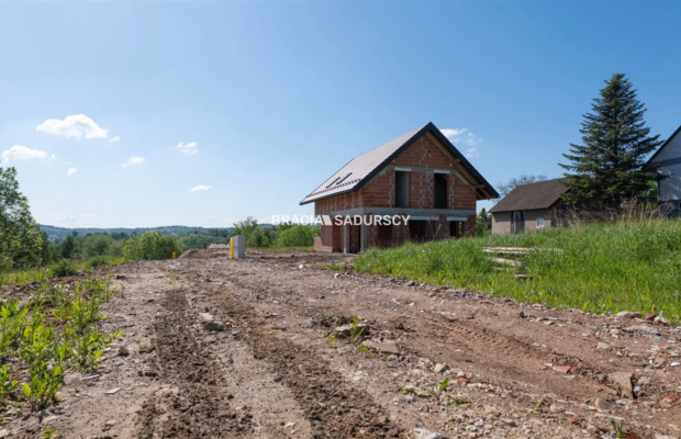 Dom jednorodzinny 143m2 |10ar |
