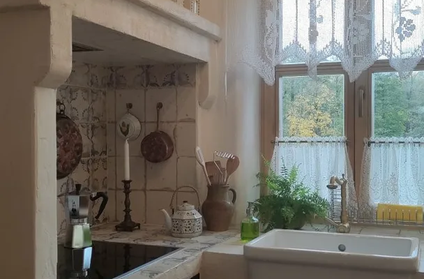Rustykalna enklawa nad jeziorem Pobondzie
