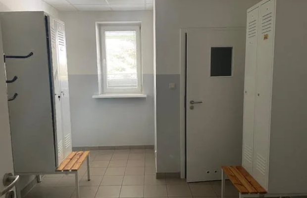 Sprzedam lub wynajmę halę, magazyn w centrum miasta Turek