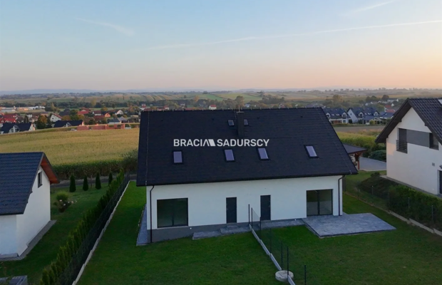 Dom/Mników 140m z Ogrodem/ Widok na Góry