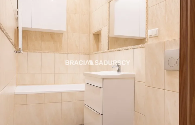 Sprzedam eleganckie,2-pok mieszkanie,Plac Nowy