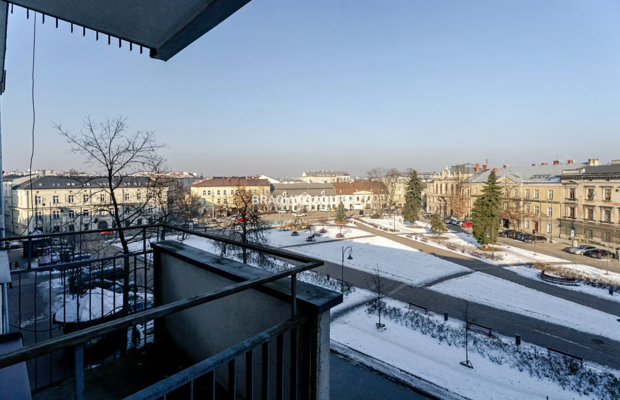 Kawalerka, Rynek Podgórski