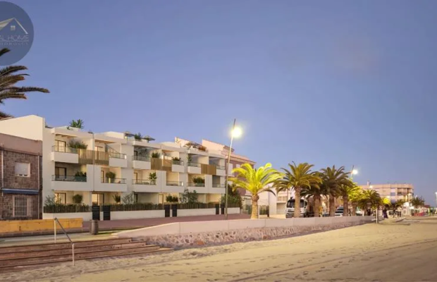 Nowoczesny apartament w pierwszej linii w Lo Pagan