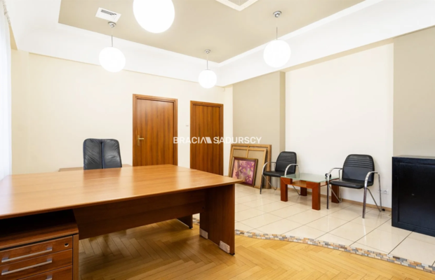 Biuro na wynajem/ 68m2 