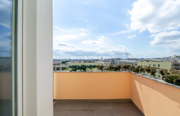 M 50M2 / 3 POKOJE / BALKON / GARAŻ / ZIELONO