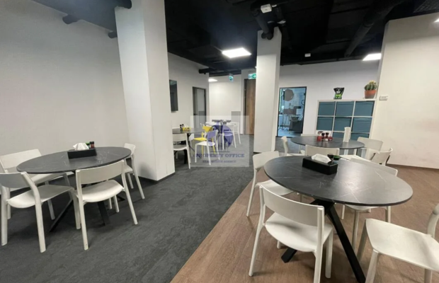 Wawer: lokal biurowy 258,34m2 do wynajęcia