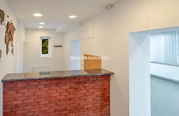 ul. Zakopiańska, wolnostojący obiekt dla firmy 