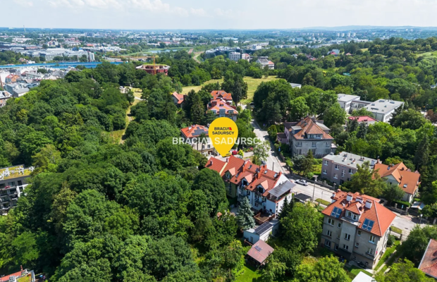 Dom Stare Podgórze| Działka narożna 5,6 