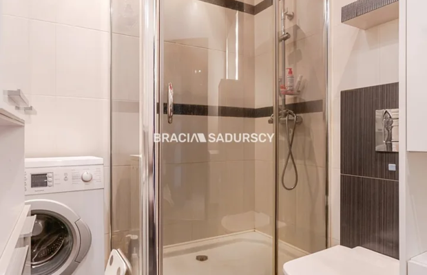 Obozowa/Ruczaj/1. piętro, winda, duży balkon