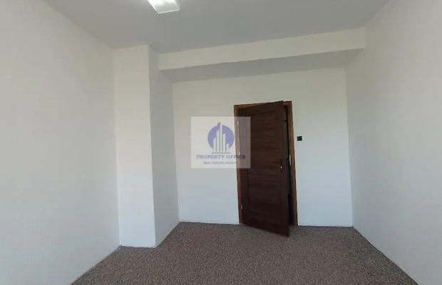 Praga Południe: lokal biurowy 23,10m2 do wynajęcia