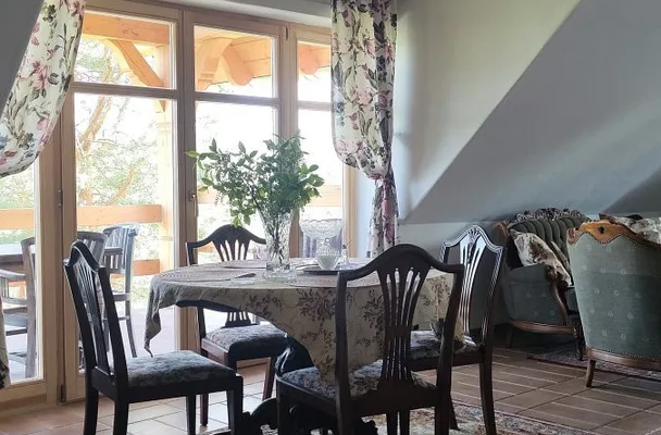Rustykalna enklawa nad jeziorem Pobondzie