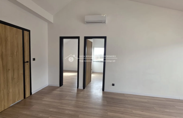 Lokal mieszkalny na wynajem - 60 m² | Usługi, handel, biuro lub cele mieszkalne | Parking w cenie  

 Do wynajęcia funkcjonalny