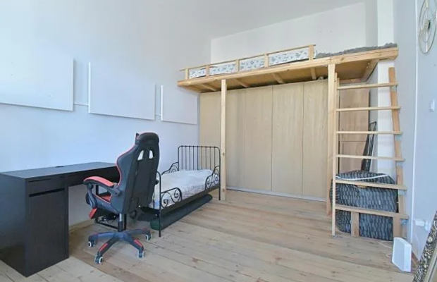 Kawalerka z balkonem, blisko uczelni