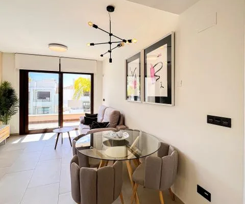 APARTAMENTY W LOS BALCONES, TORREVIEJA