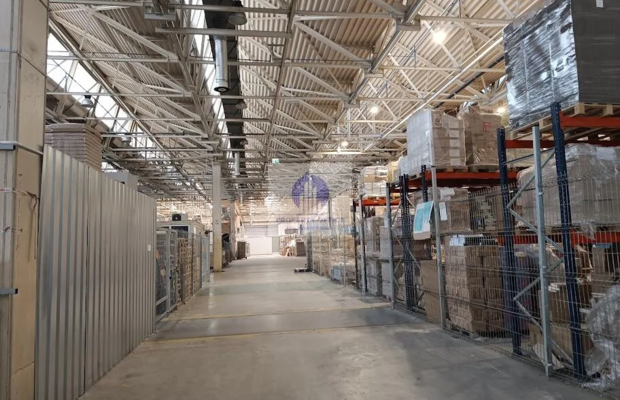Praga Północ: magazyn 635 m2 do wynajęcia