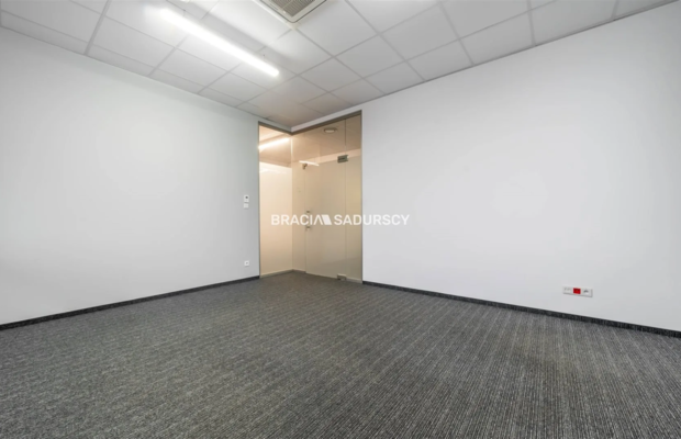 Powierzchnia biurowa z parkingiem - 250m2