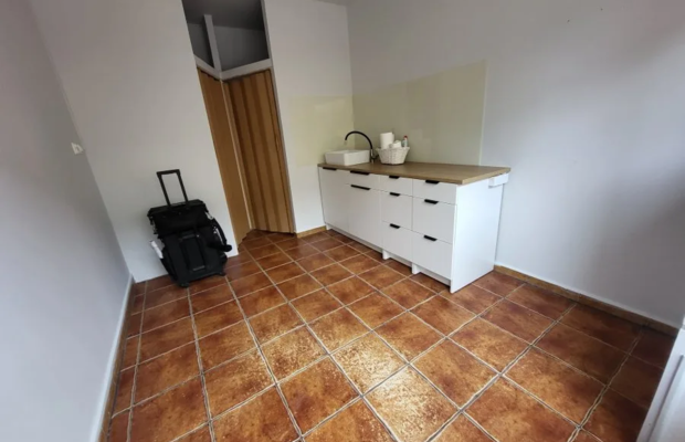 Lokal handlowy usługowy biurowy w centrum Płot