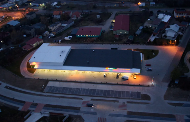 Sprzedam lub wynajmę halę, magazyn w centrum miasta Turek