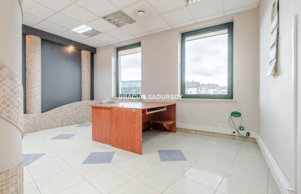 lokal biurowy 44 m2 Prądnik Biały biurowiec
