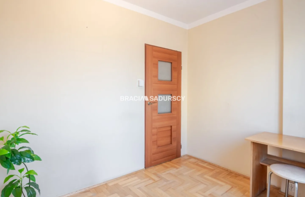 Czyżyny – 3 pokoje z balkonem i piwnicą