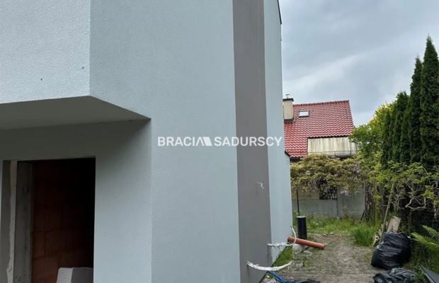 Ruczaj, mieszkanie z ogródkiem, 3 pokoje, parking