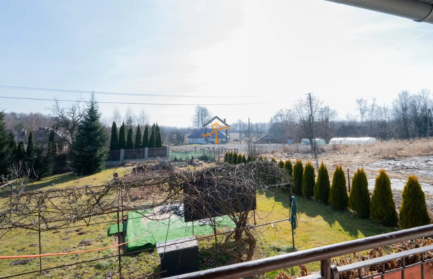 Zelków, 38 arów przy Rezerwacie Dolina Kluczwody