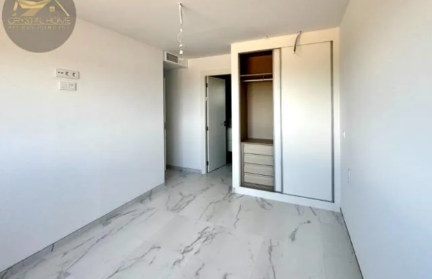 Apartament z widokiem na morze w Punta Prima