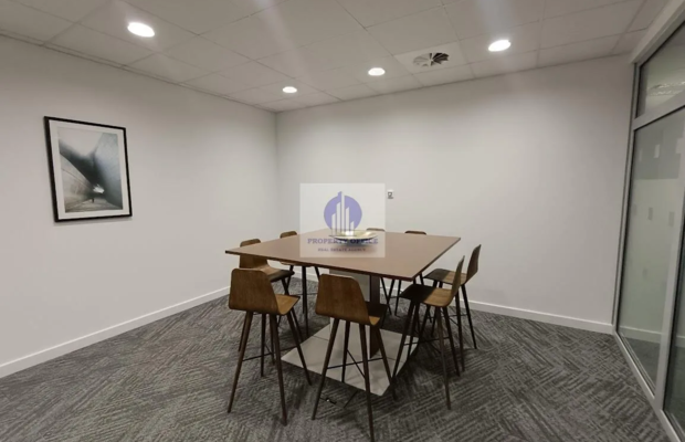 Ochota: biurko w coworkingu do wynajęcia