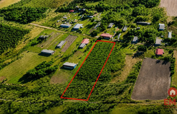 Działka rolna z WZ, 4900 m2, gmina Narew