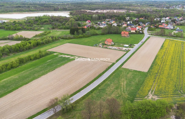 30 ar działek budowlanych, gm. Czernichów 