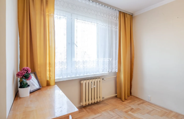 Czyżyny – 3 pokoje z balkonem i piwnicą