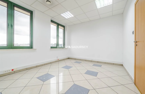 lokal biurowy w biurowcu 11m2 Pradnk Bialy