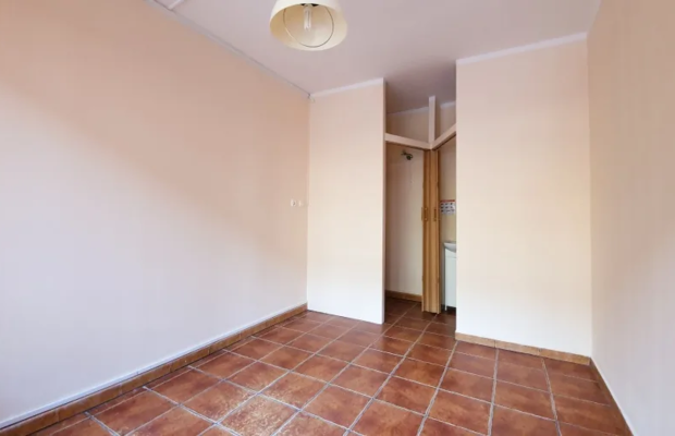 Lokal handlowy usługowy biurowy w centrum Płot