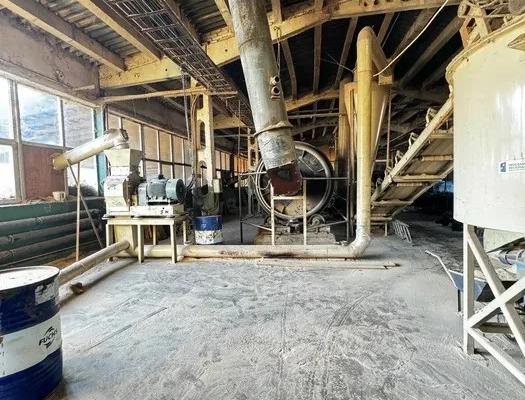 Sprzedam kompletny zakład drzewny: tartak, pellet 2 t/h, linia do palet, suszarnia , 1,5 Ha
