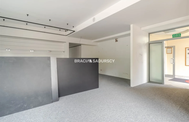 lokal handlowo-usługowy lub biurowy 100m2 Olsza