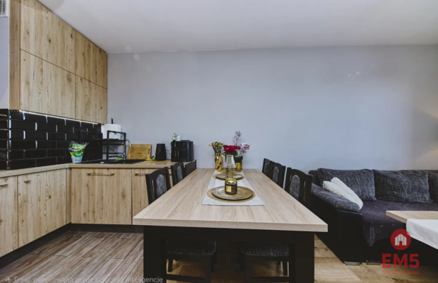 Mieszkanie 3-pokojowe 61m2,4 piętro,winda,