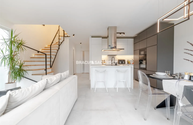 124 m² z ogrodem , 3 sypialnie, Garaż, W. Standard