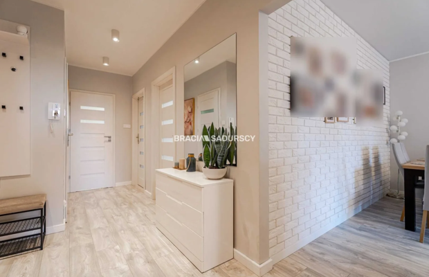 SERENADA|3POK|PARKING|BALKON|58,60M