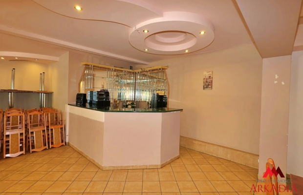 WYJĄTKOWA PRZESTRZEŃ DO WYNAJĘCIA – 212 m² + TEREN