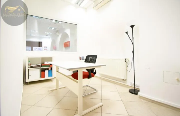 Lokal z witryną w Centrum do wynajęcia