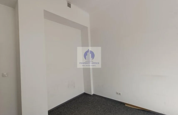 Śródmieście: lokal biurowy 15,80 m2 do wynajęcia