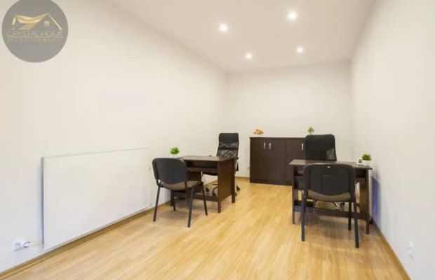 Biuro 48m2, parking / gotowe do wprowadzenia