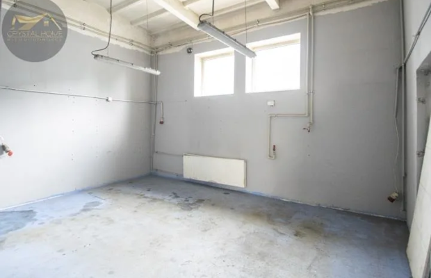 Lokal - Hala 180m2, działka 1200m2