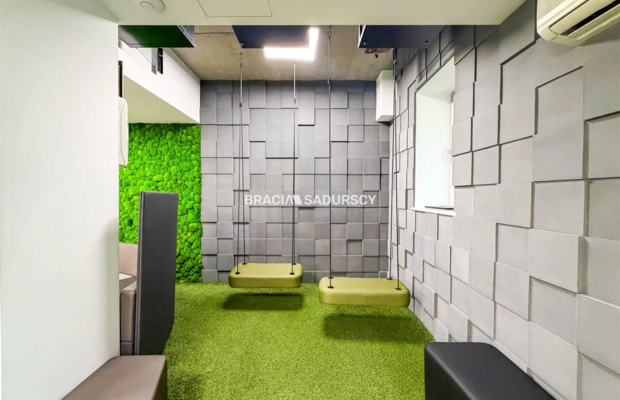 Lokal usługowo-biurowy, 170 m², Zabłocie, parter