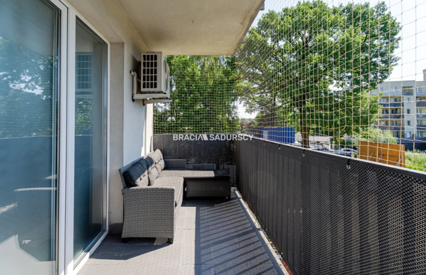 Obozowa/Ruczaj/1. piętro, winda, duży balkon
