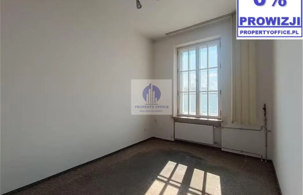 Praga Północ: lokal biurowy 17,66 m2 do wynajęcia