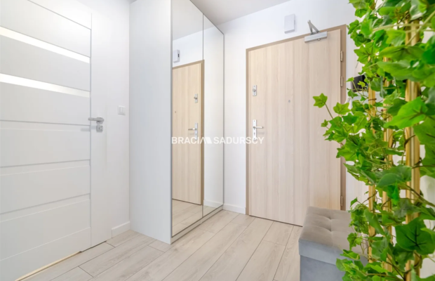 NOWOCZESNY GUSTOWNY APARTAMENT, UL. FATIMSKA